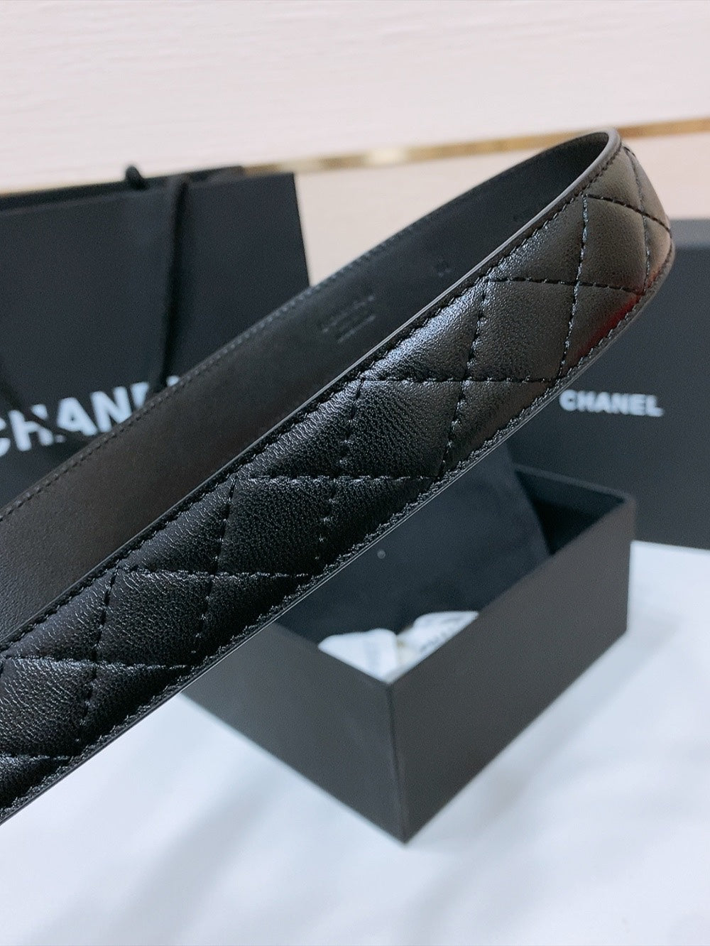BELT 30MM IN BLACK QUILTED CALFSKIN INTERWOVEN RECTANGULAR BUCKLE