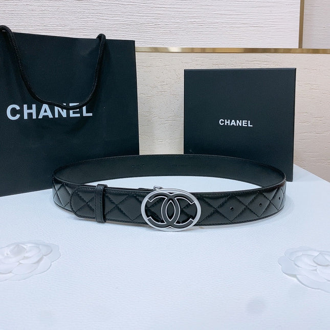 DOUBLE C BELT 38MM IN BLACK QUILTED LAMBSKIN SILVER OVAL BUCKLE CENTERED BLACK LOGO