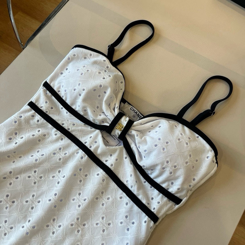 CC BIKINI SWIMSUIT SET IN WHITE 111538