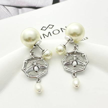 CD 26S DOUBLE PEARL BEE CHARM DROP EARRINGS IN SILVER METAL 633180