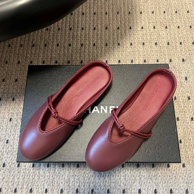 BOTTEGA VENETA 26S FLAT MULES IN DARK RED LAMBSKIN