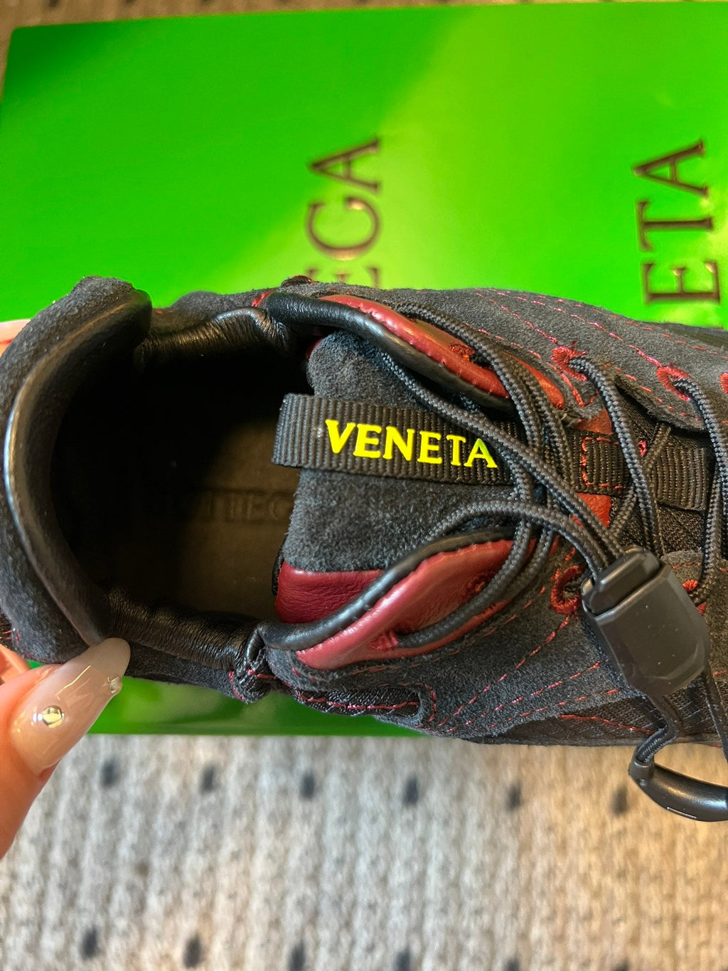 BOTTEGA VENETA 26S SNEAKERS IN BLACK SUEDE AND MESH FABRIC