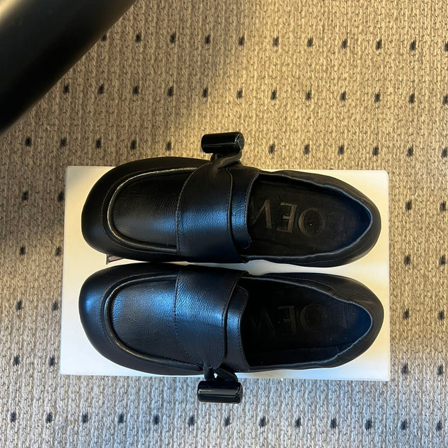 LOEWE 26S TOGGLE LOAFER 20MM IN BLACK SHINY CALFSKIN