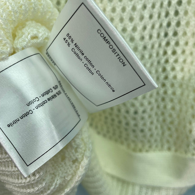 CHANEL 26S SLEEVELESS SWEATER STYLE 1055