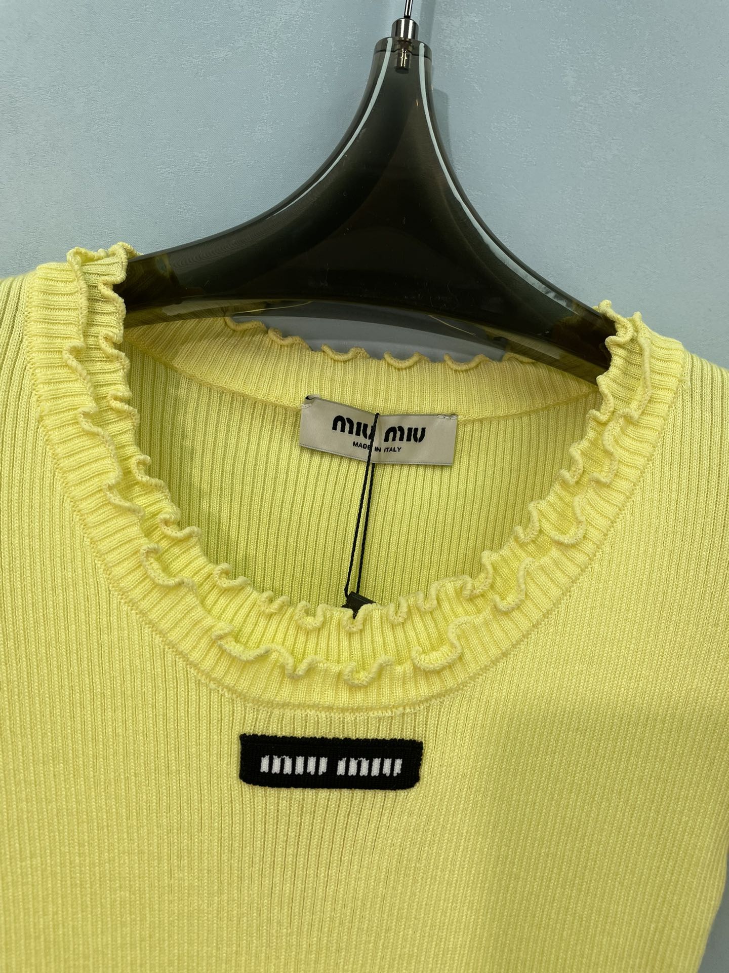 MIUMIU 26S SHORT SLEEVE KNIT T-SHIRT 1179