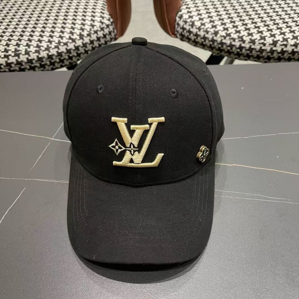 LV SIGNATURE CAP 125375