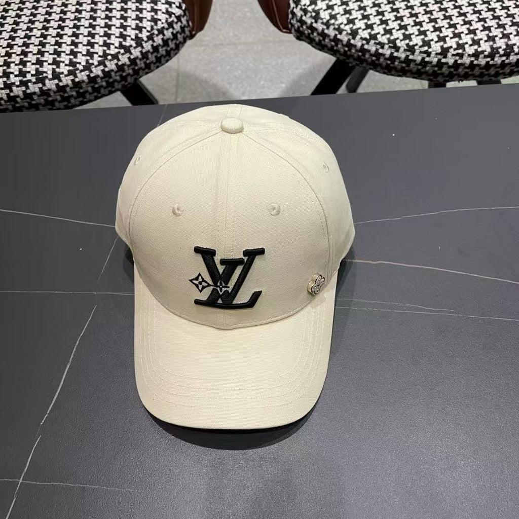 LV SIGNATURE CAP 125377