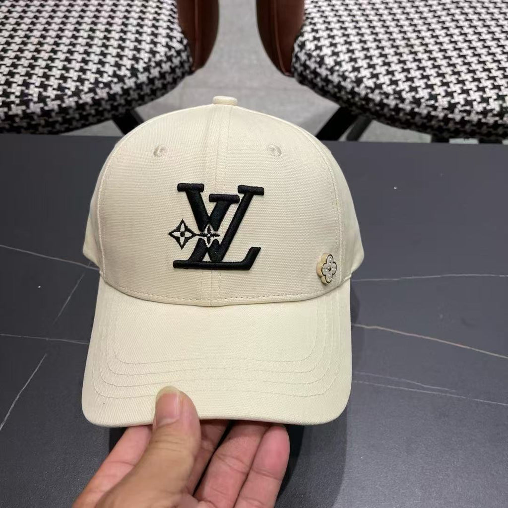 LV SIGNATURE CAP 125377