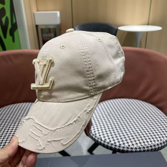 LV SIGNATURE CAP 125379