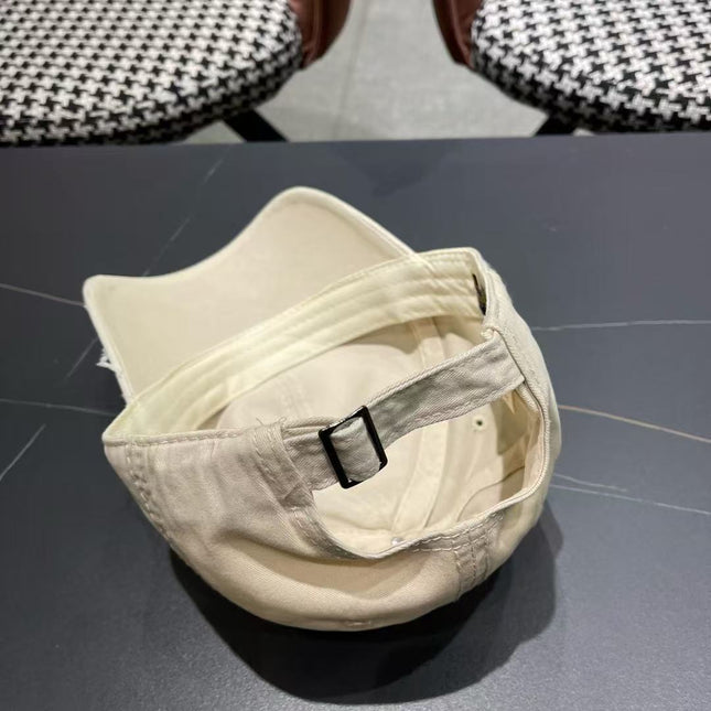 LV SIGNATURE CAP 125379