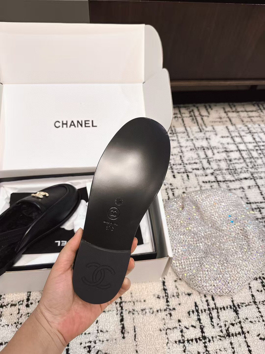SLINGBACK LOAFER IN BLACK CALFSKIN AND SHEARLING