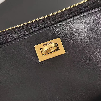 RODEO SHOULDER BAG 22 IN BLACK CALFSKIN GOLD HARDWARE