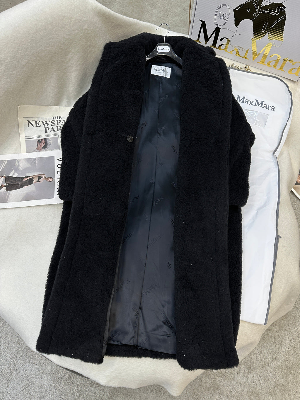 MAX MARA LONG COAT IN BLACK CASHMERE WITH CRYSTAL CHARM
