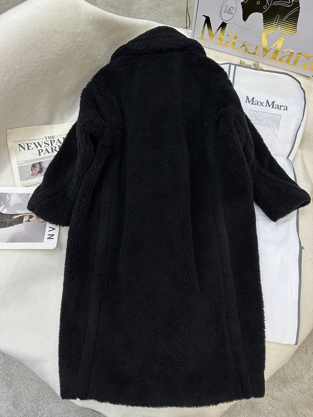MAX MARA LONG COAT IN BLACK CASHMERE WITH CRYSTAL CHARM