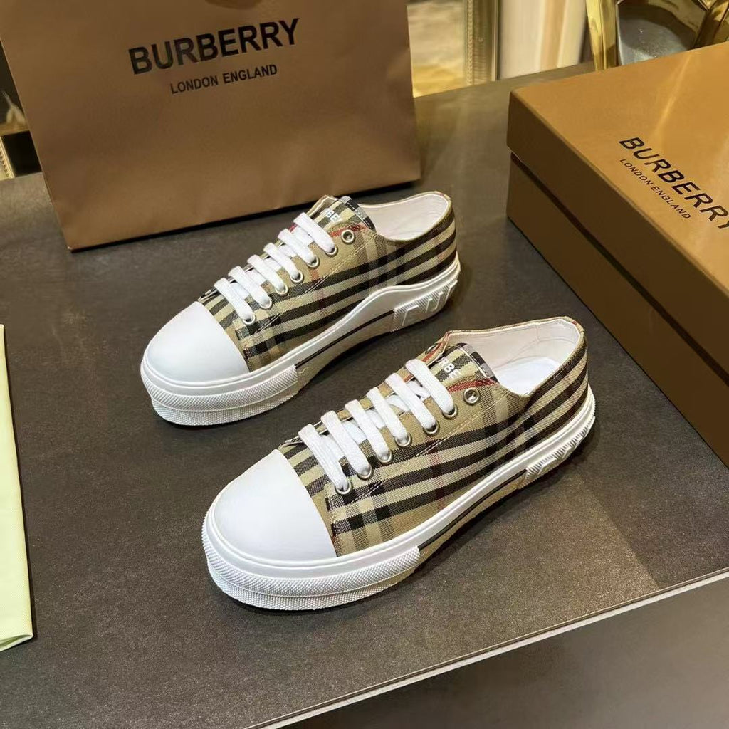 BURBERRY VINTAGE CHECK SNEAKERS IN BROWN CANVAS