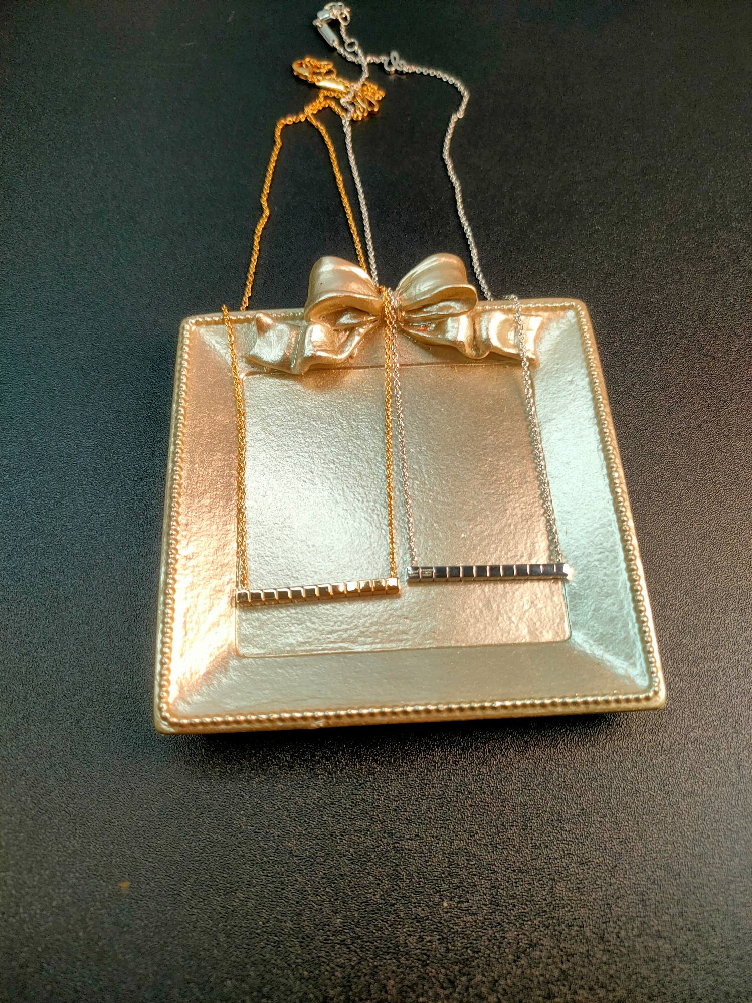 ICE CUBE NECKLACE