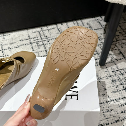 CHLOÉ 26S HIGH-HEELED MULES IN CAMEL BROWN CALFSKIN