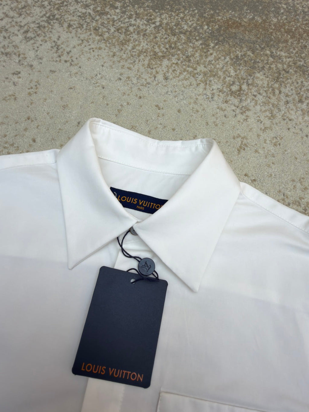 LV 26S SHIRT STYLE 242