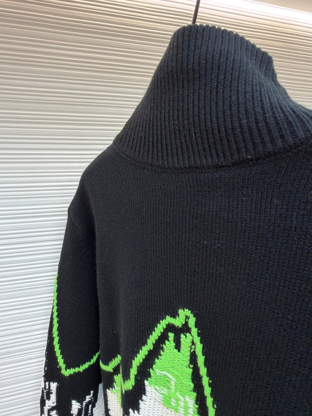 GUCCI 26S CARDIGAN 214