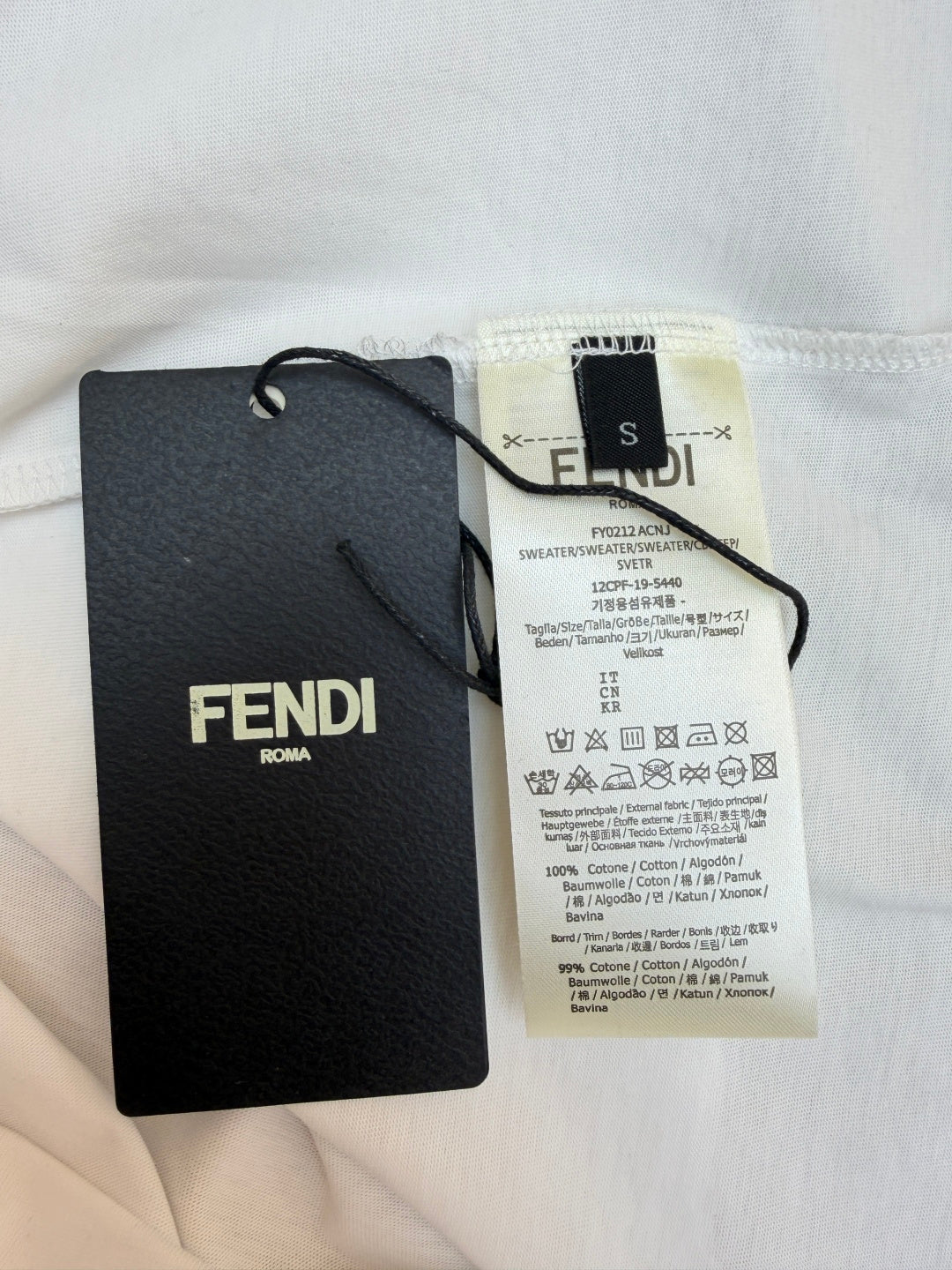 FENDI 26S SHORT SLEEVE T-SHIRT 200