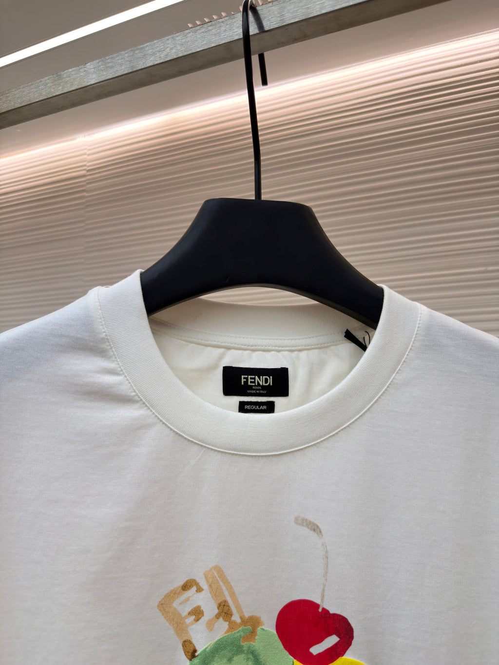FENDI 26S SHORT SLEEVE T-SHIRT 076