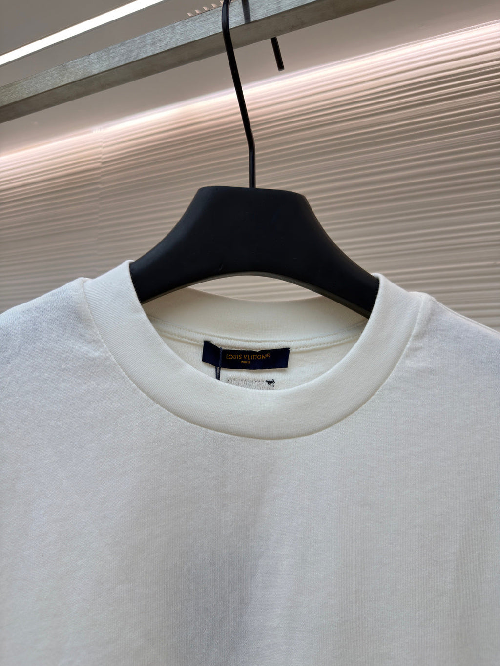LV 26S T-SHIRT STYLE 244
