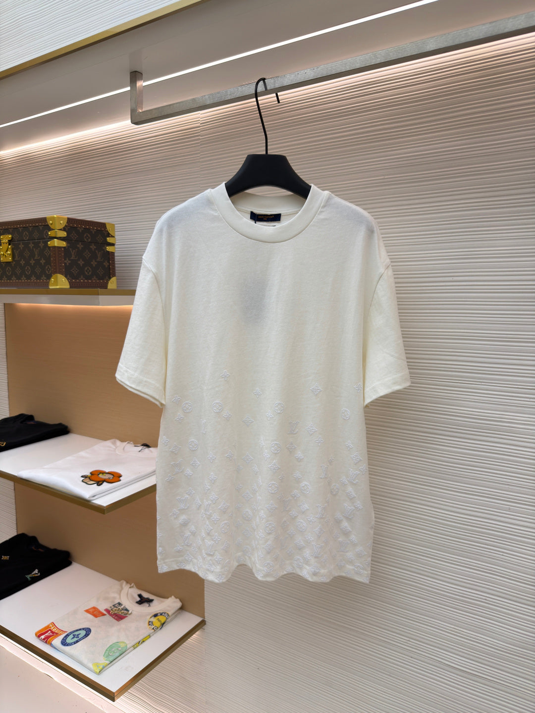 LV 26S T-SHIRT STYLE 244