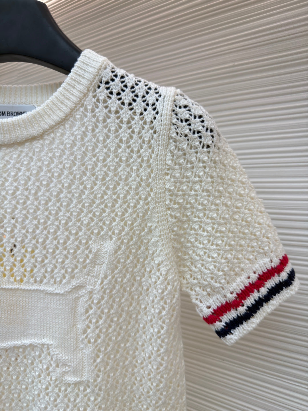 THOM 26S SHORT-SLEEVED KNIT TOP STYLE 156