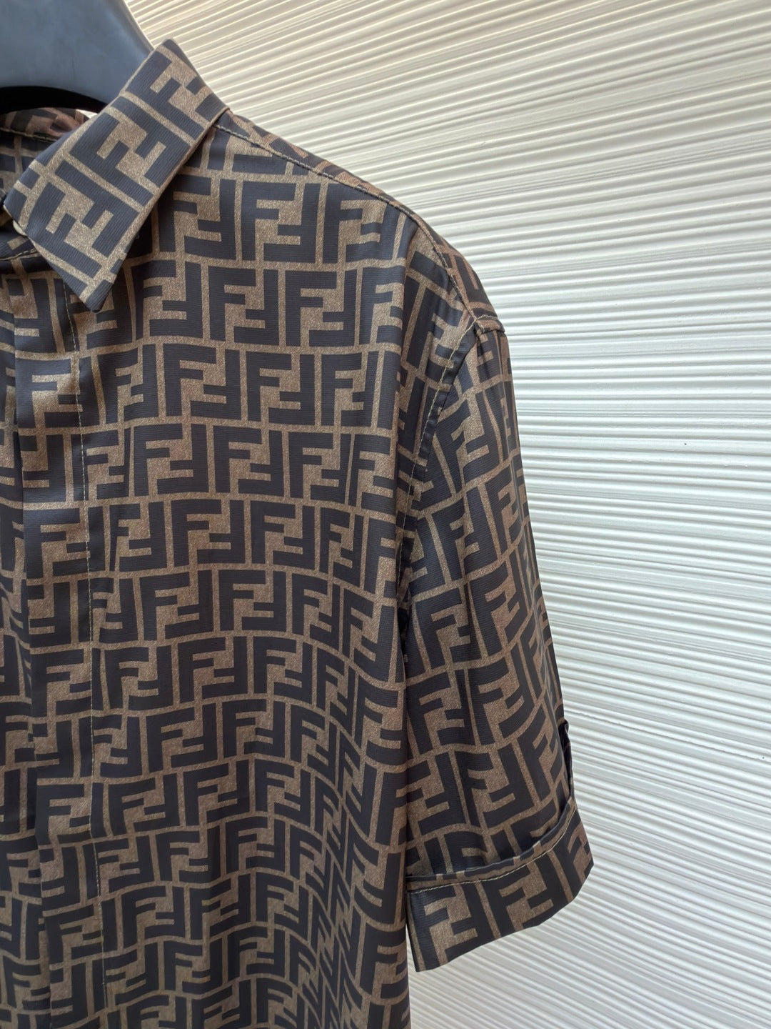 FENDI 26S SHORT SLEEVE SHIRT 024