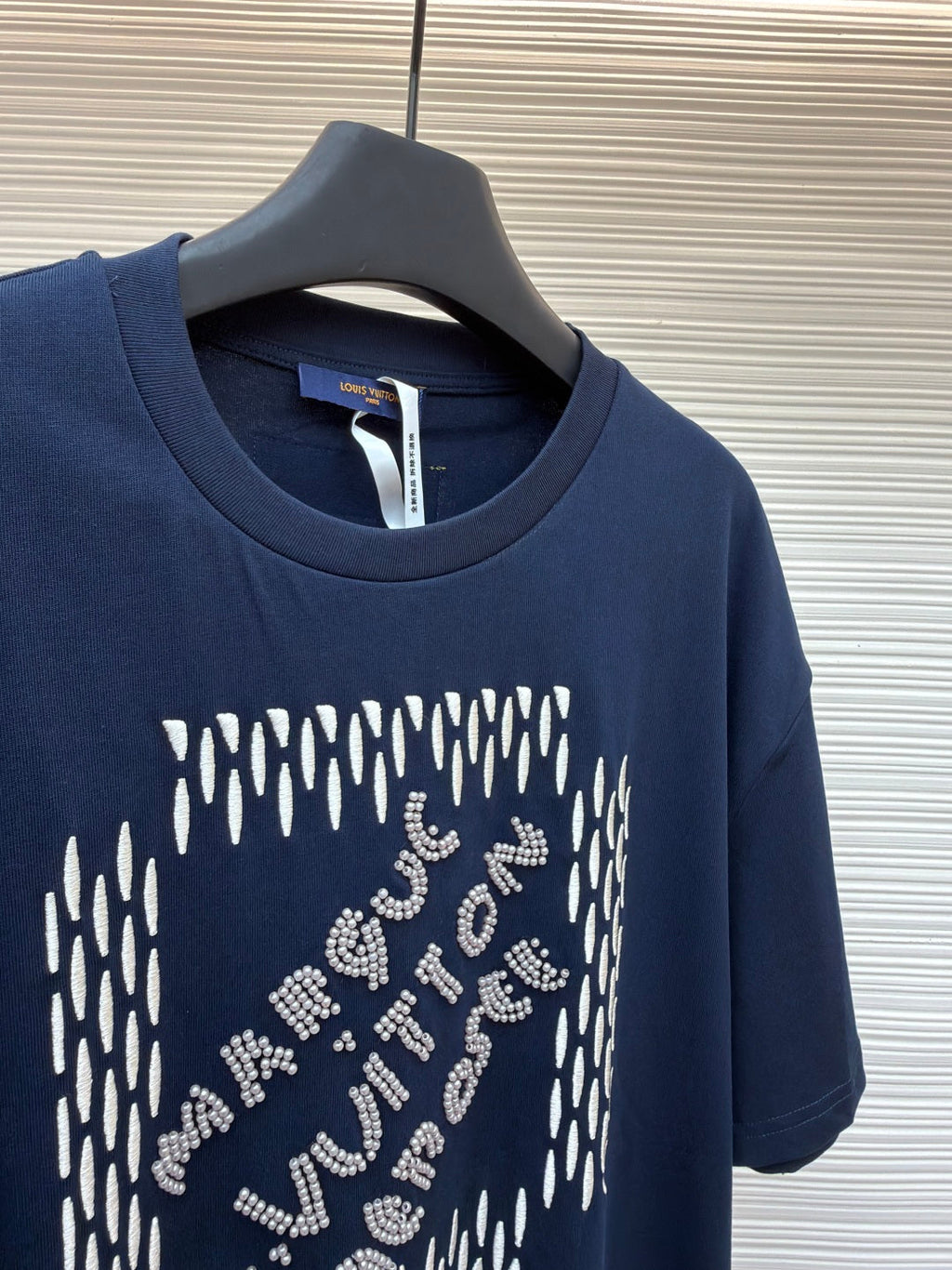 LV 26S T-SHIRT STYLE 229