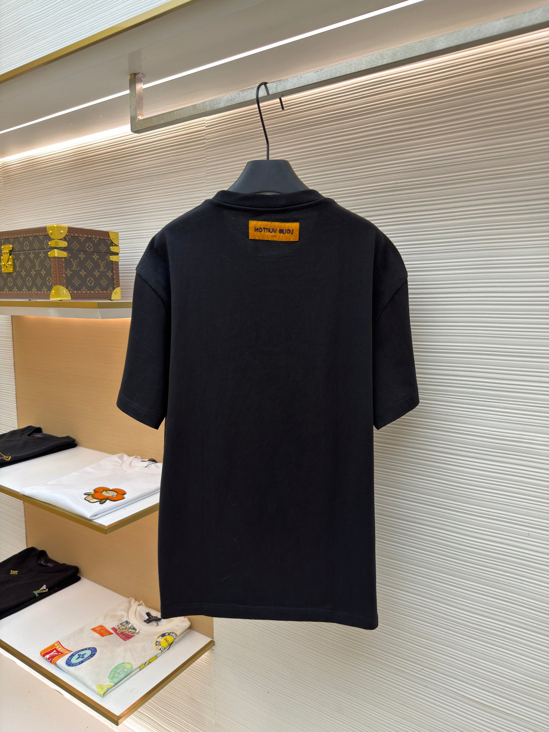 LV 26S T-SHIRT STYLE 230
