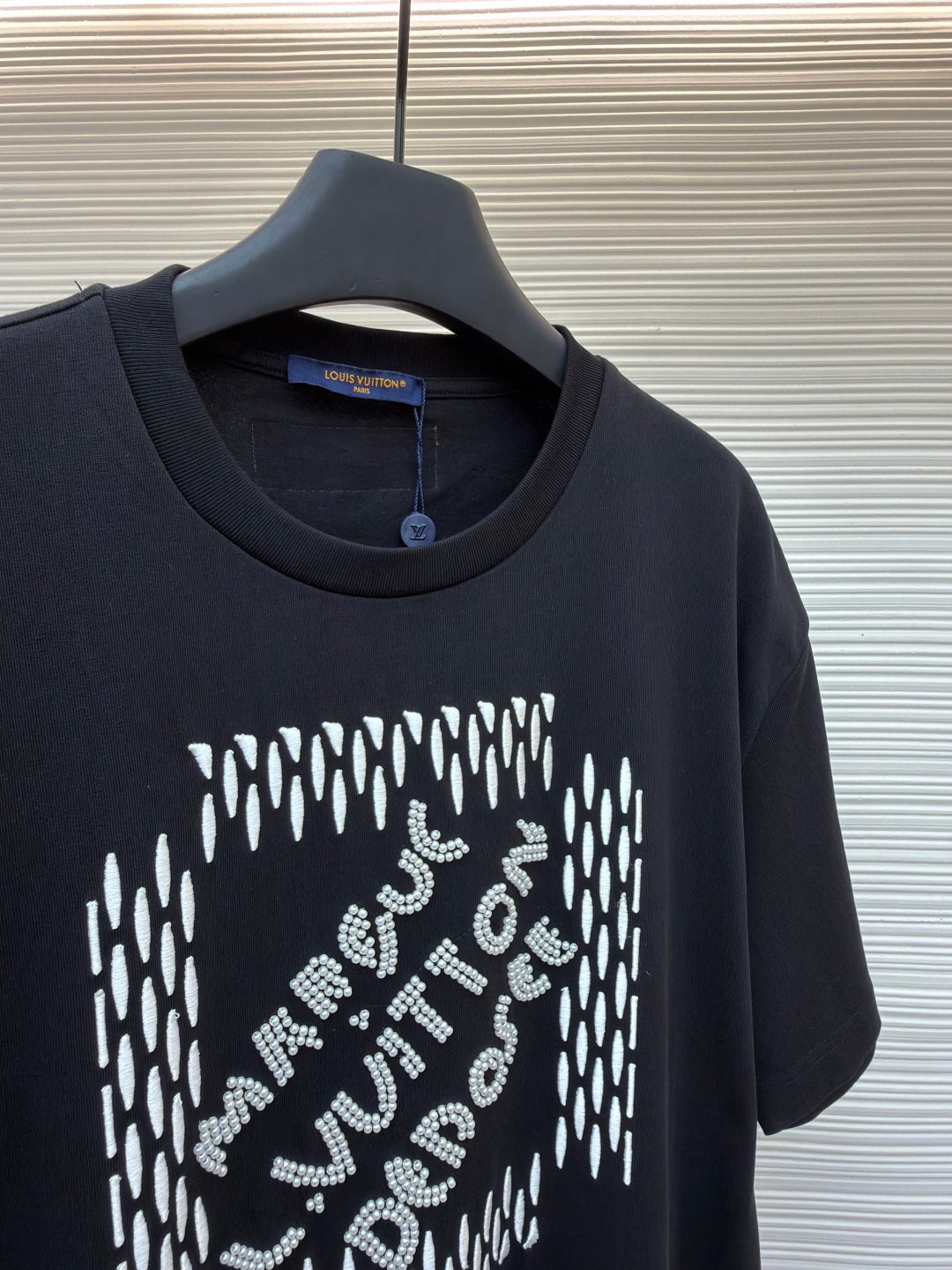 LV 26S T-SHIRT STYLE 230