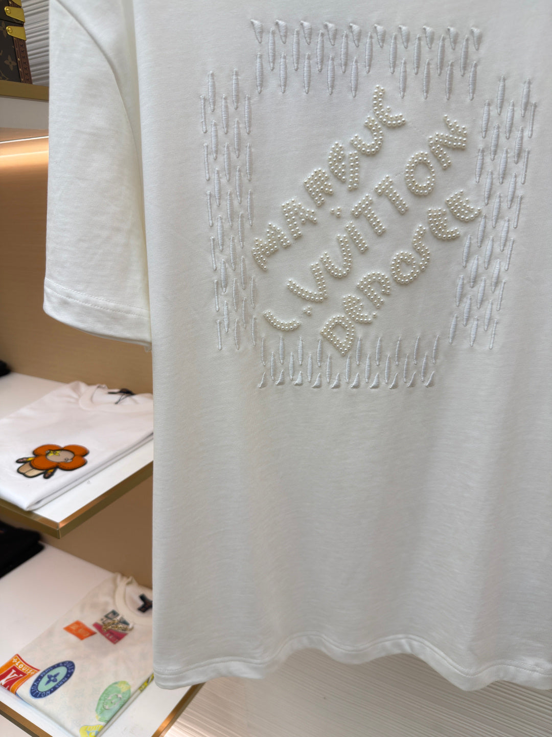 LV 26S T-SHIRT STYLE 230