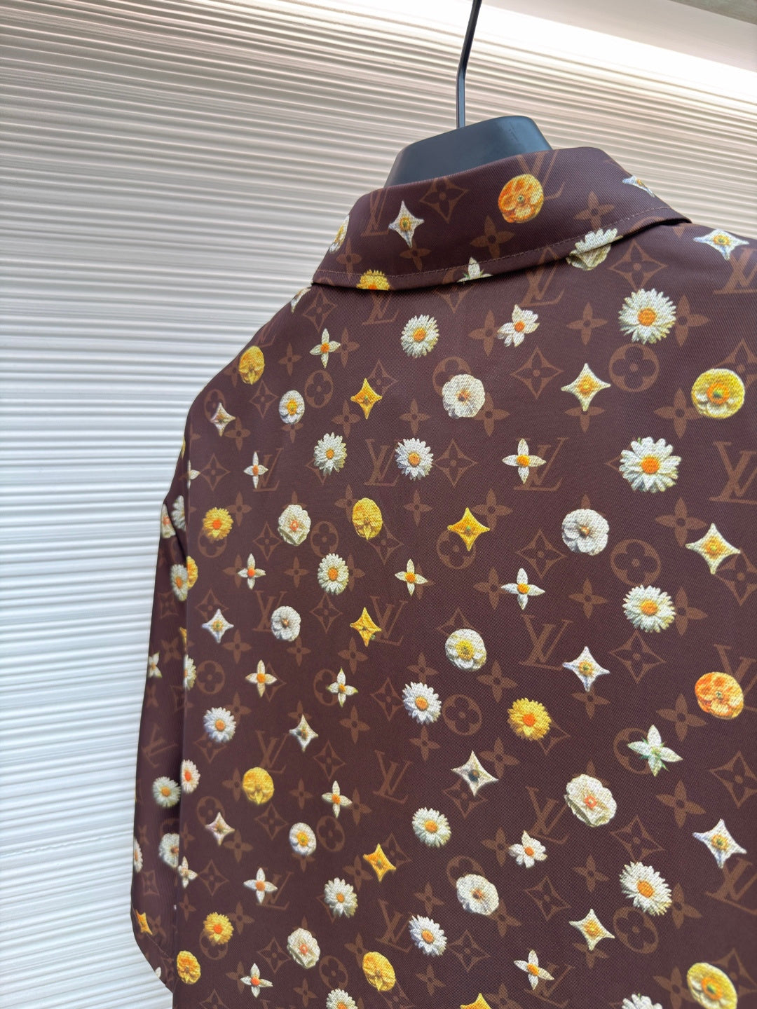 LV 26S SHORT-SLEEVE SHIRT STYLE 225