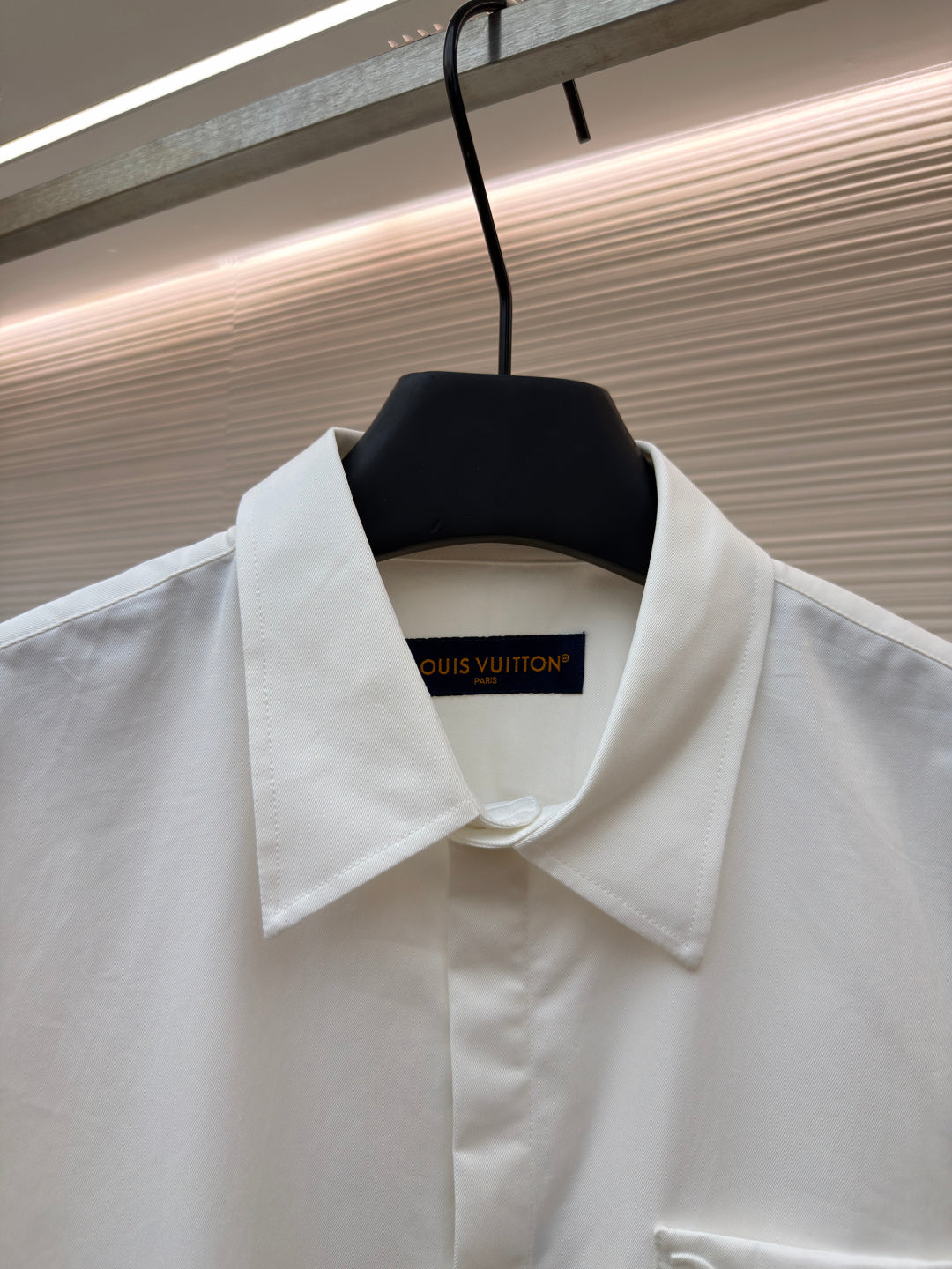 LV 26S SHORT-SLEEVE SHIRT STYLE 208