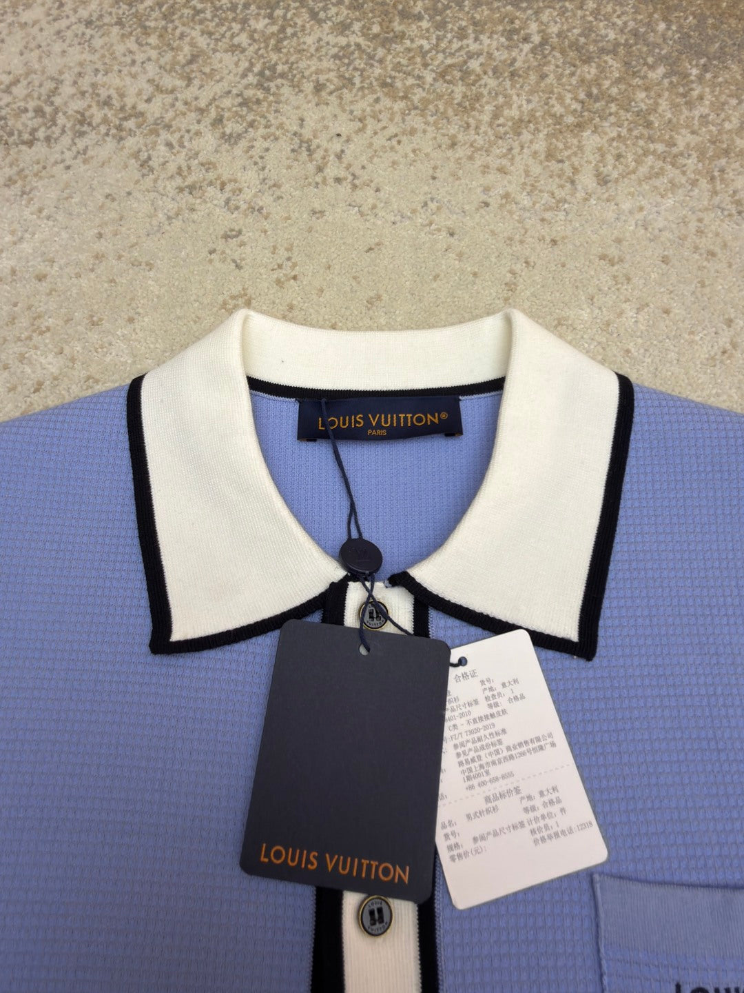 LV 26S SHORT-SLEEVED KNIT POLO SHIRT STYLE 204