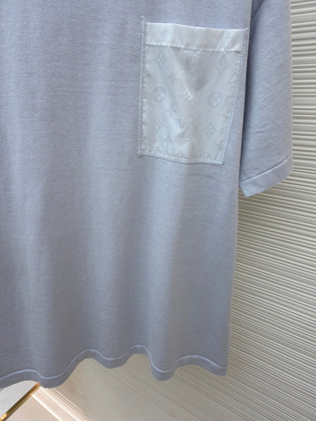 LV 26S SHORT-SLEEVED SWEATER STYLE 189