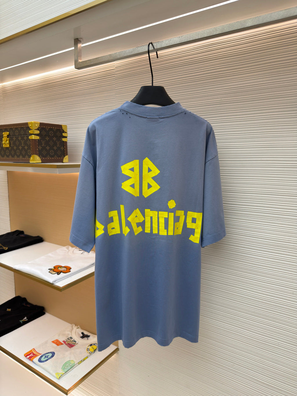 BALENCIAGA 26S SHORT SLEEVE T-SHIRT 011