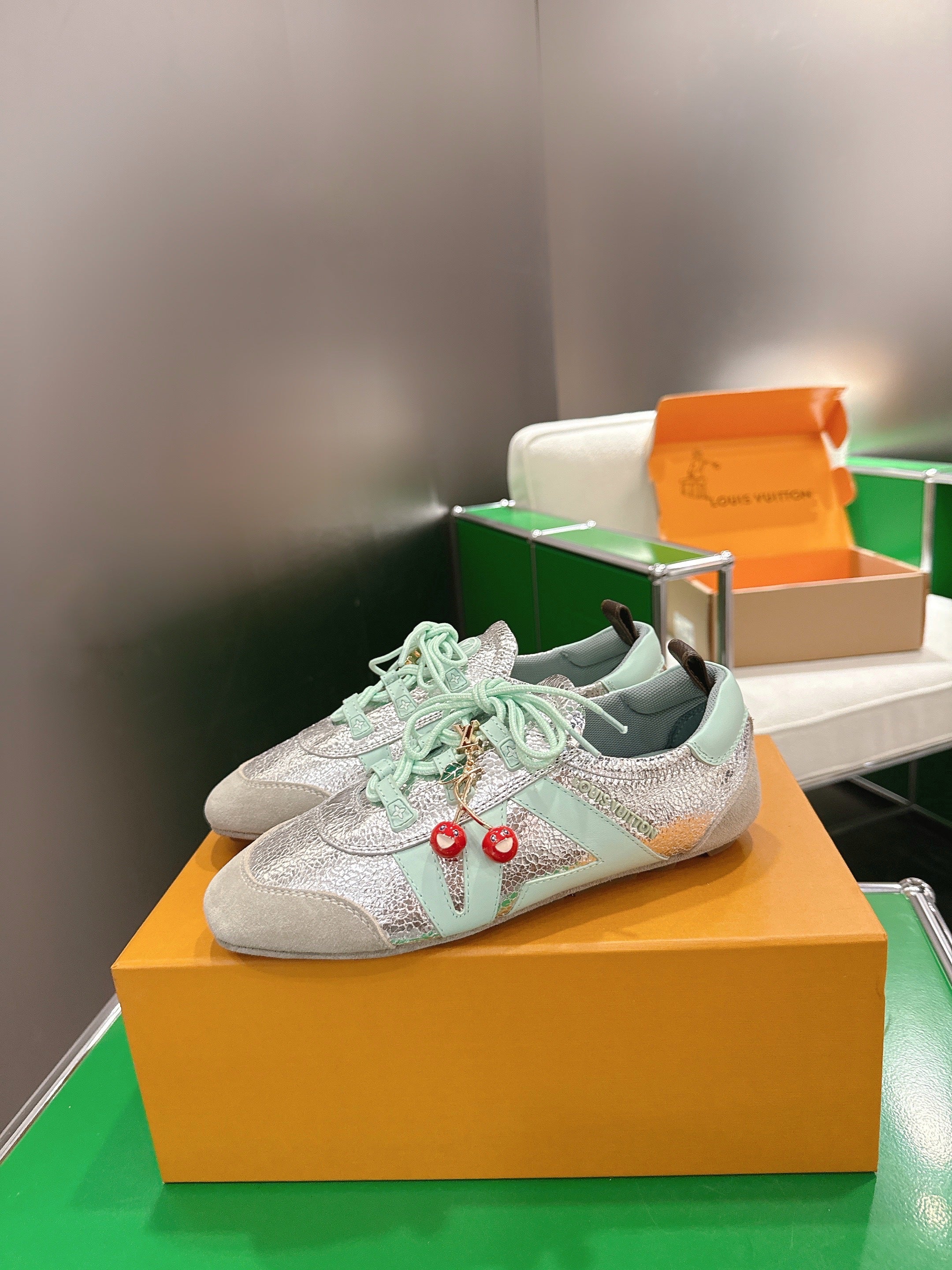 LV 26S SNEAKERS IN BEIGE SUEDE AND SILVER LAMBSKIN WITH CHERRY CHARM