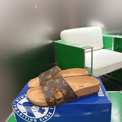 LV 26S SLIDES IN DARK BROWN COATED CANVAS