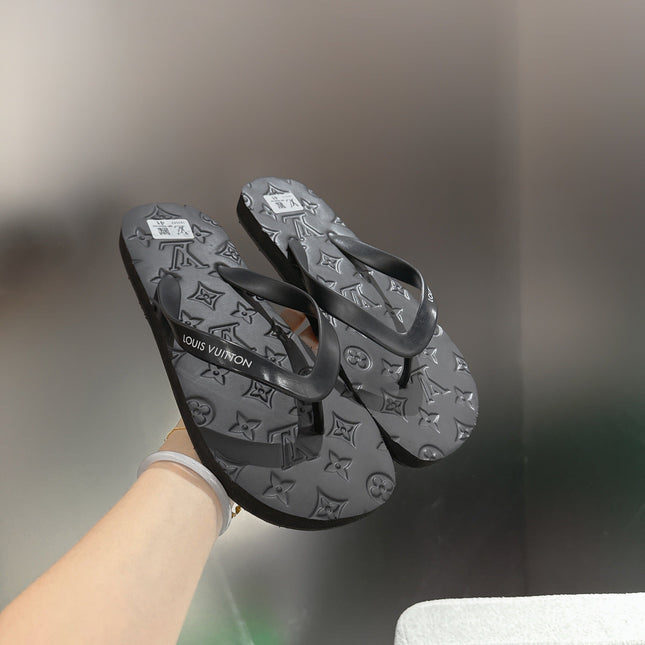 LV 26S THONG SANDALS IN BLACK EVA