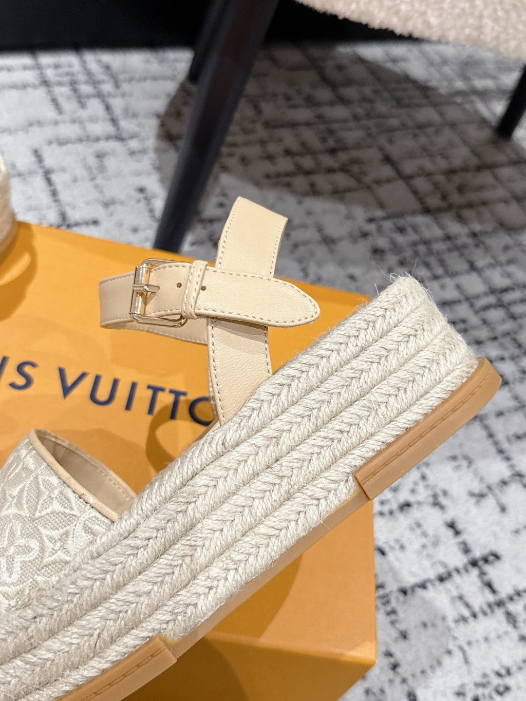 LV PLATFORM ESPADRILLE SANDALS 25S IN BEIGE FABRIC