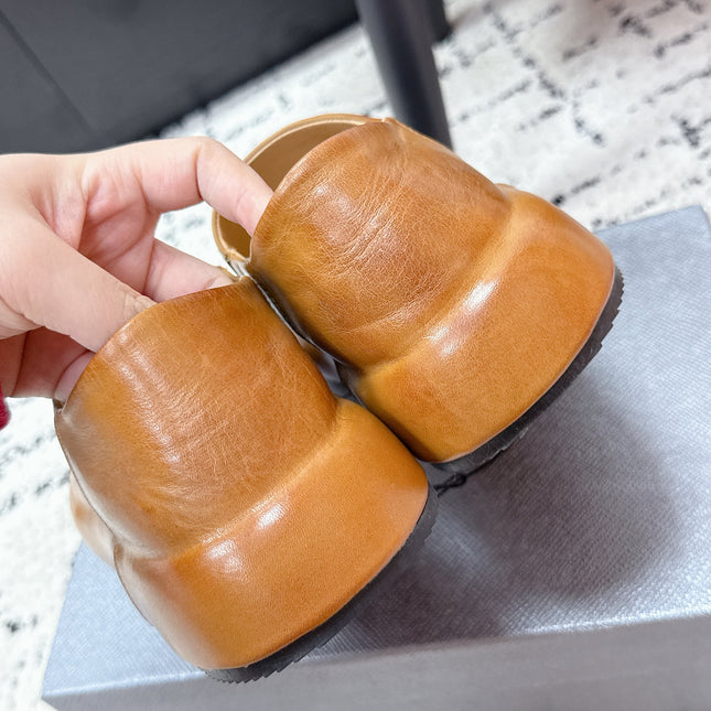 PRADA 26S SLIP ON SHOES IN WARM BROWN SMOOTH CALFSKIN