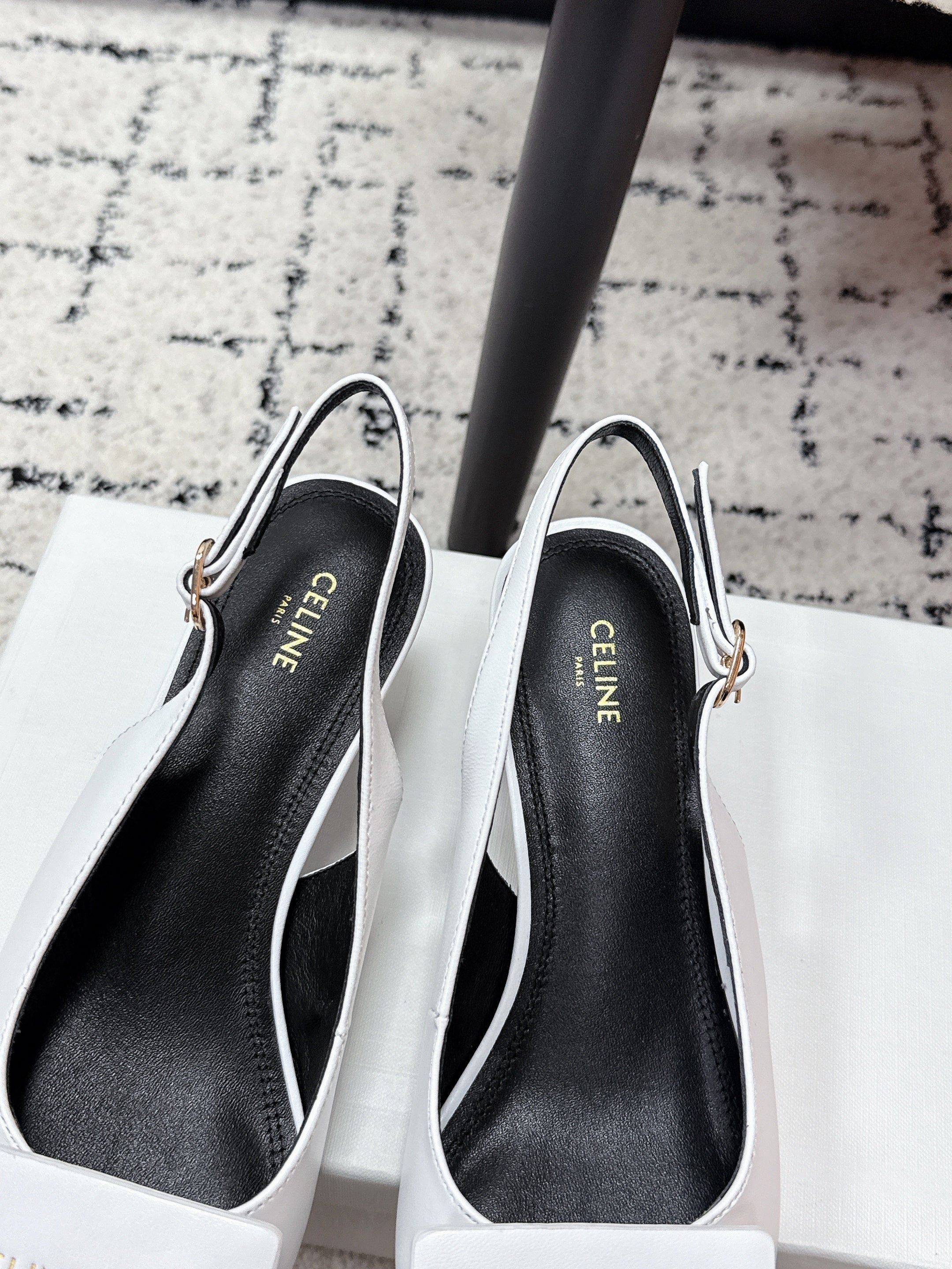 CELINE 26S HIGH-HEEL SLINGBACK 35 MM IN WHITE CALFSKIN