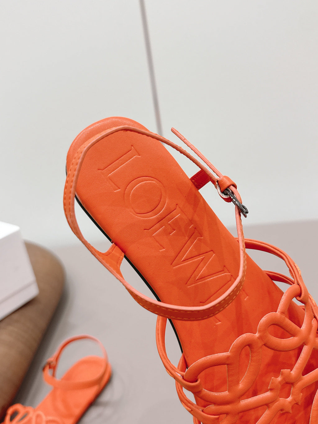 LOEWE 26S SQUARE TOE SANDALS IN ORANGE CALFSKIN LOGO