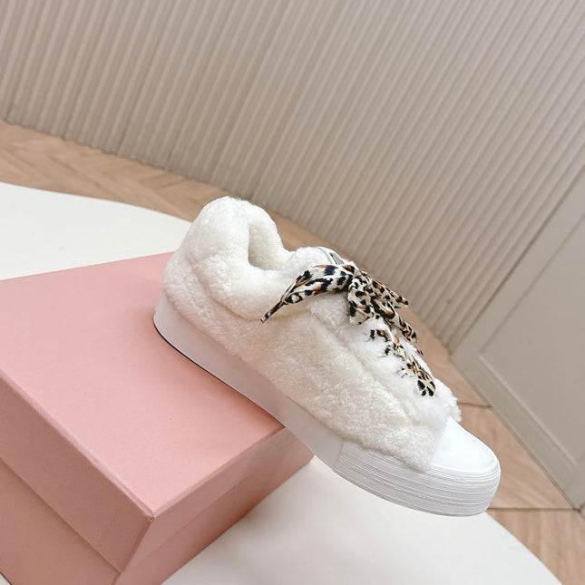 MIUMIU 25S SNEAKERS IN WHITE SHEARLING WITH LEOPARD-PRINT LACES