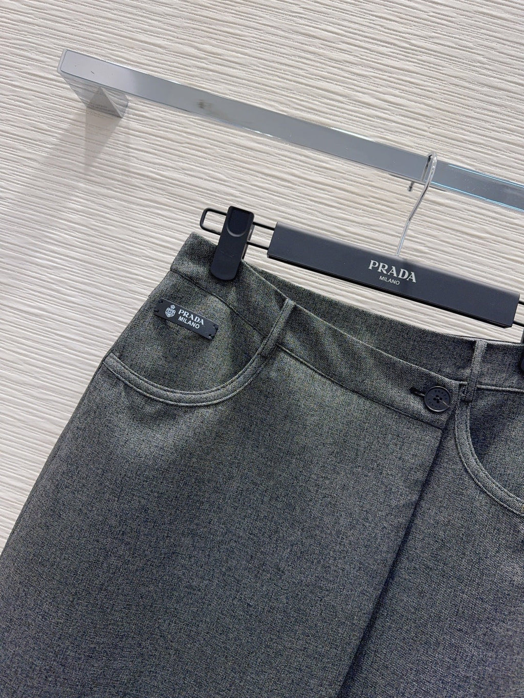 PRADA 26S MIDI SKIRT 634