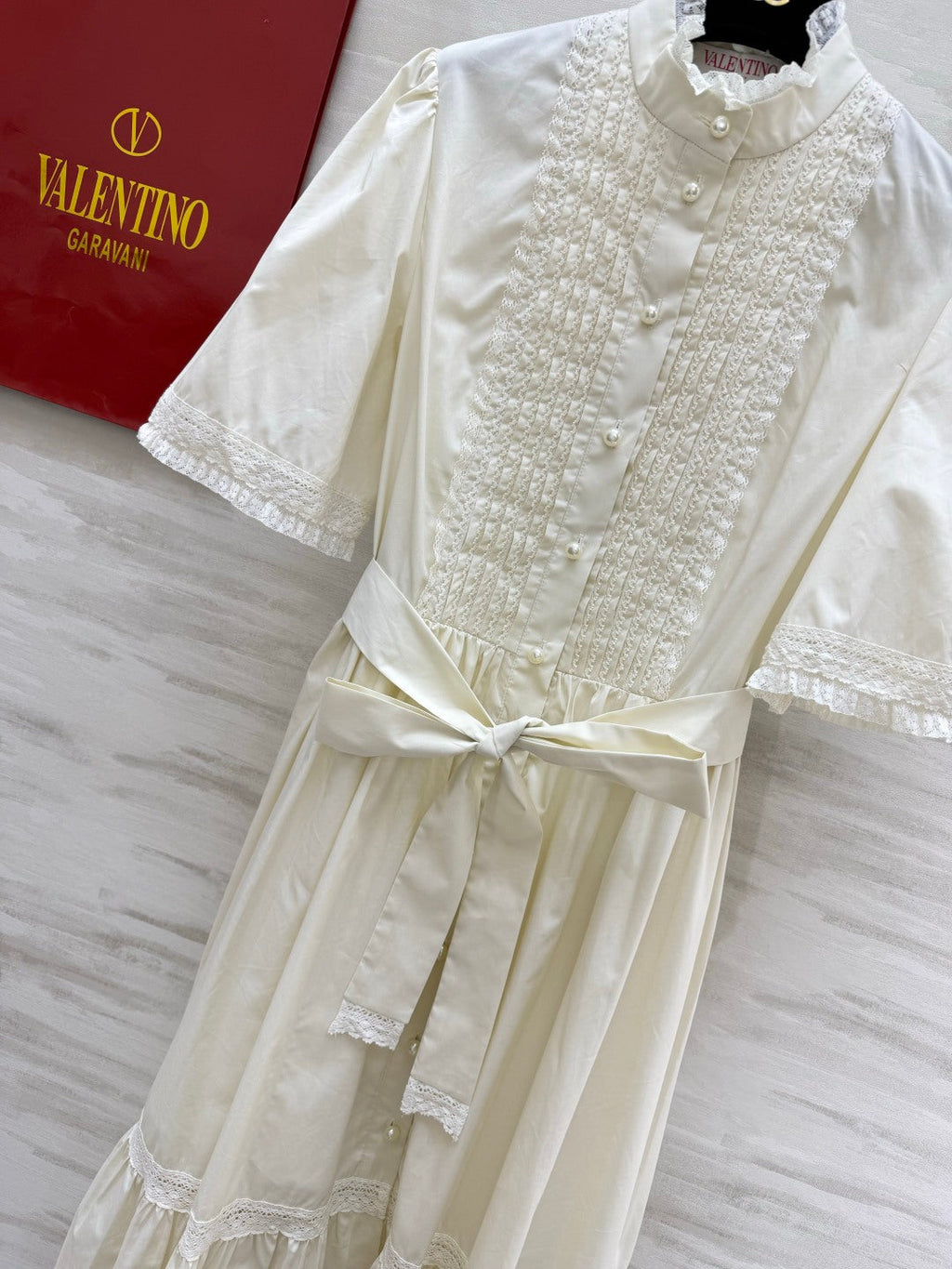 VALENTINO 26S SHORT SLEEVE LACE MIDI DRESS 117