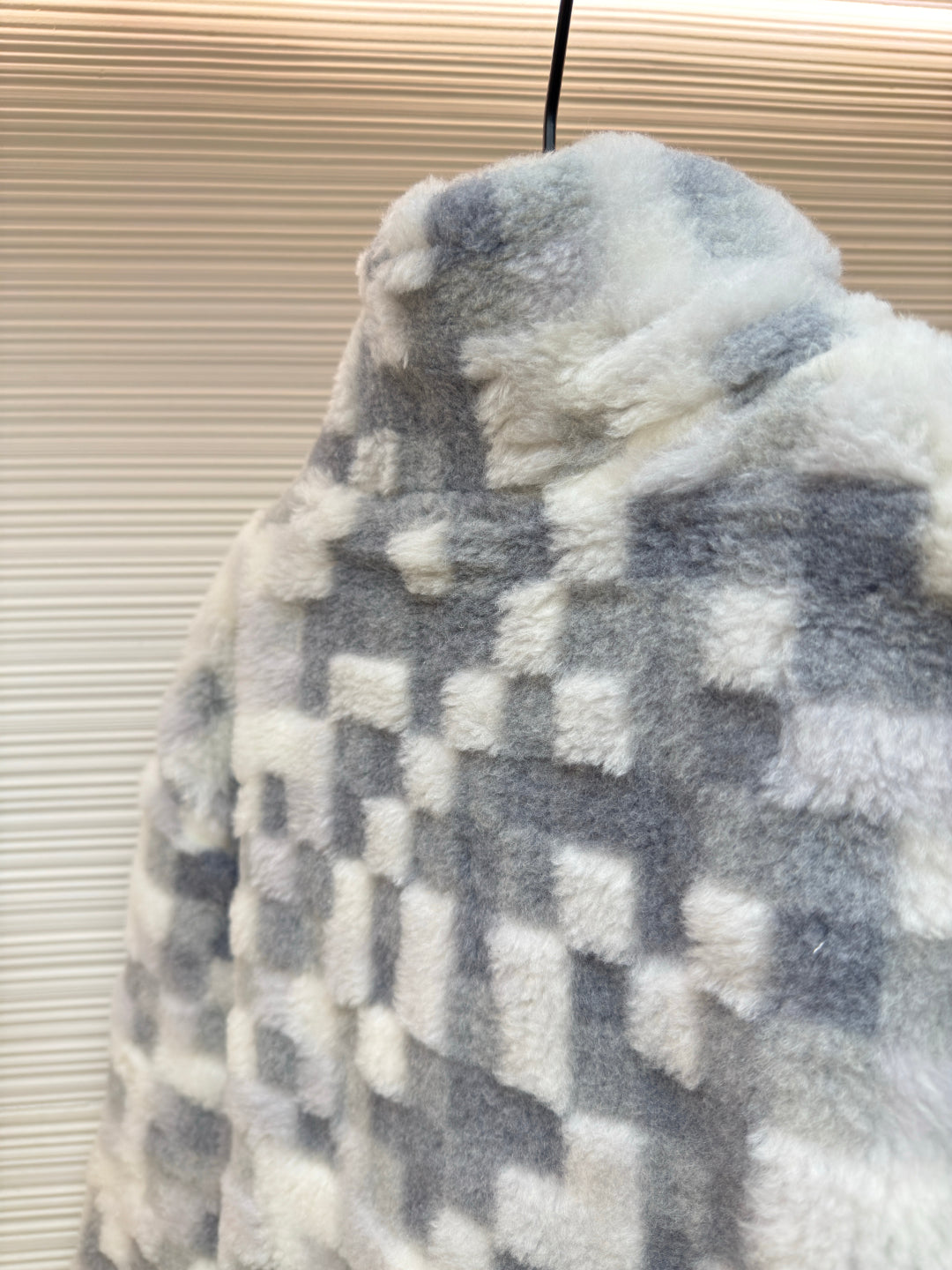 LV 25S CASHMERE COAT 589440