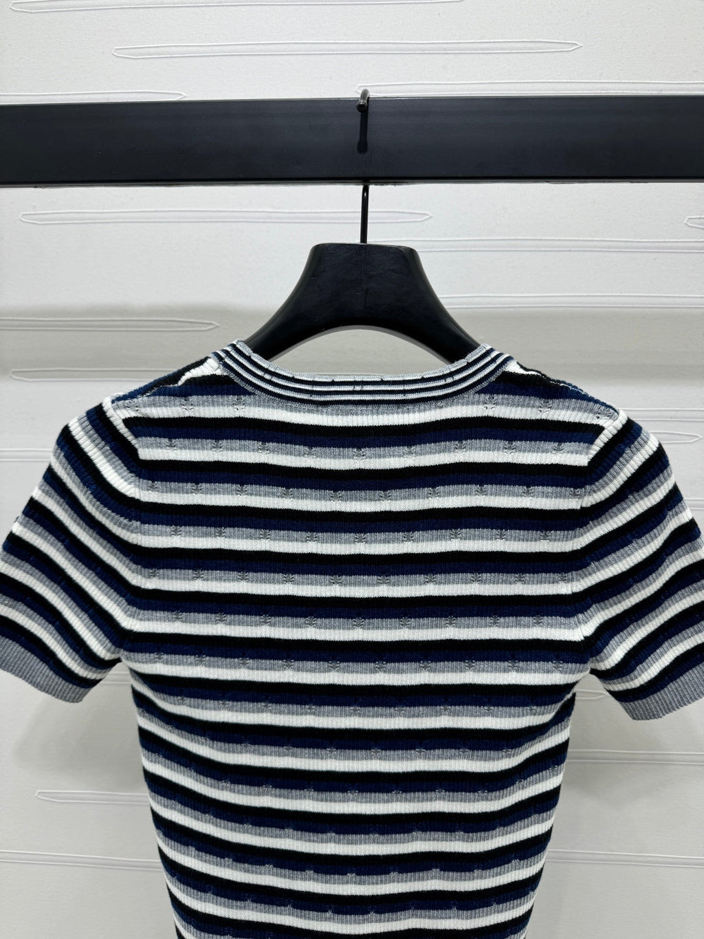 CHANEL SHORT-SLEEVE T-SHIRT 269481